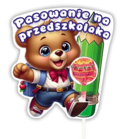 Kartonowe etui z lizakiem na pasowanie na przedszkolaka z wesołym misiem i dużą zieloną kredką, wzór LZ12